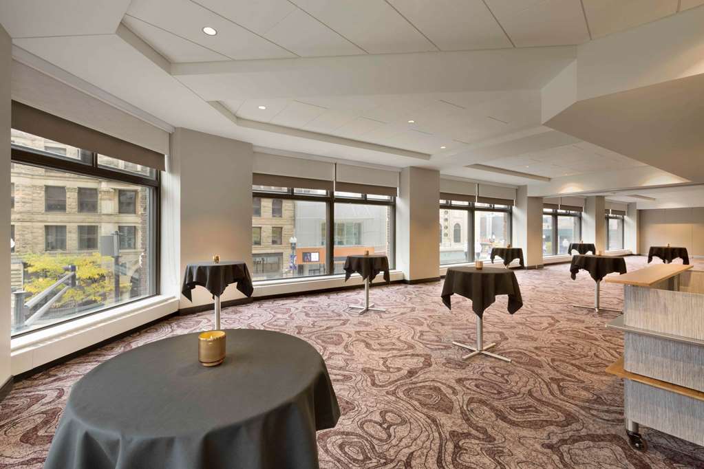 Embassy Suites By Hilton Minneapolis Downtown Hotel Facilidades foto